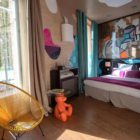 Des Beaux-arts Hotel 3*