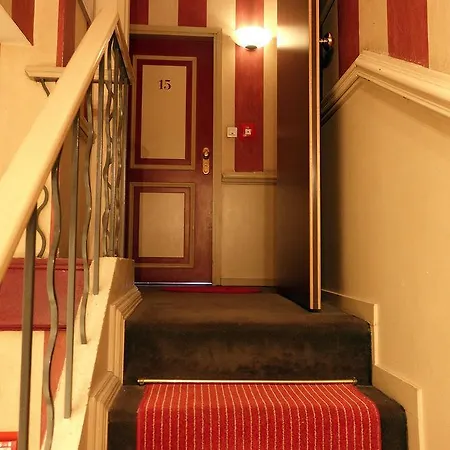 Des Beaux-arts Hotel