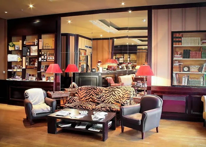 Des Beaux-arts Hotel 3*