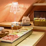Des Beaux-arts Hotel 3*