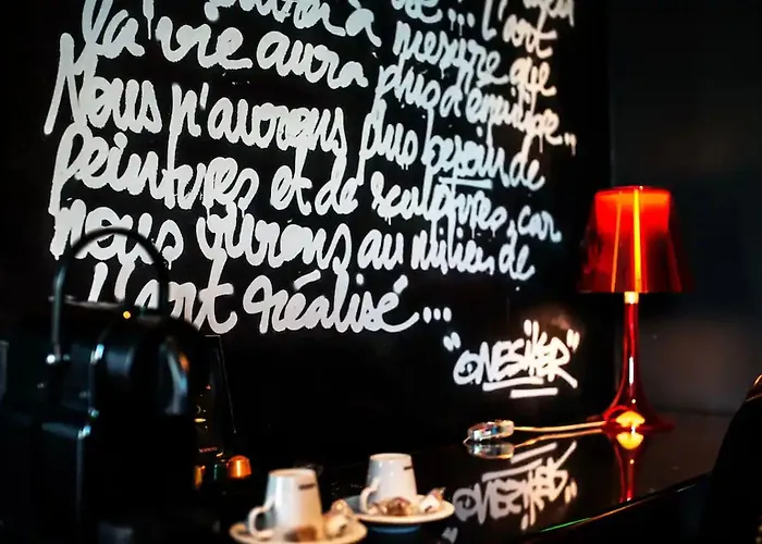 Des Beaux-arts Hotel 3*